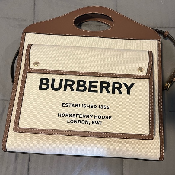 Burberry Tan and Cream Logo Tote - Picture 1 of 7